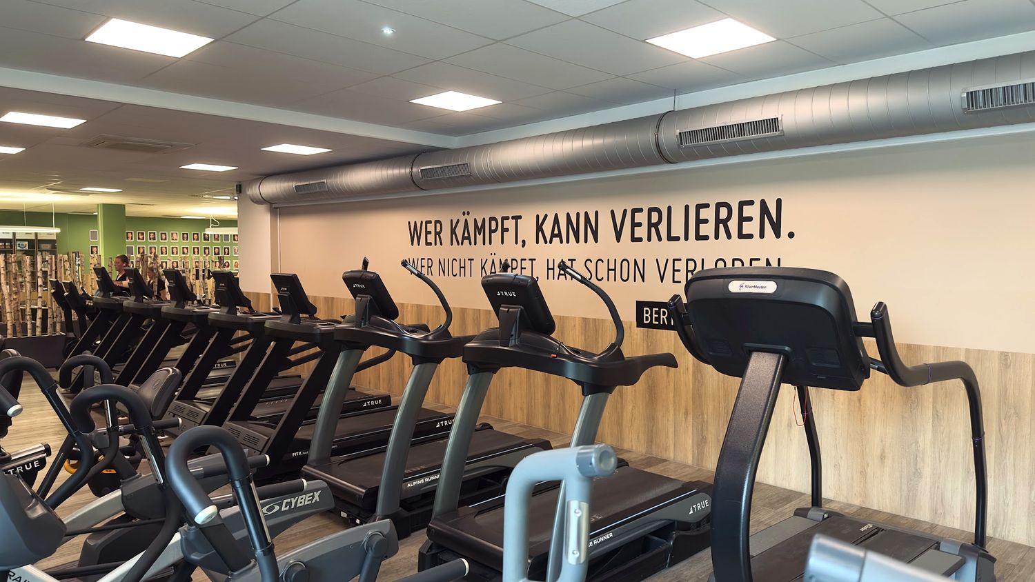 Laufbänder und Crosstrainer im balance Kassel